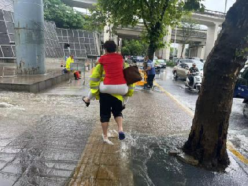 聞“汛”而動(dòng)，巍特奮戰(zhàn)在防汛救災(zāi)一線